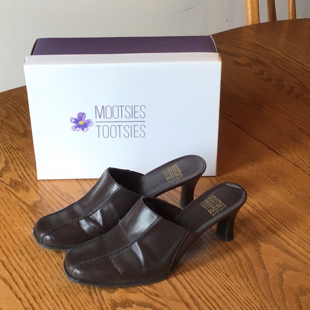 Women’s Shoes